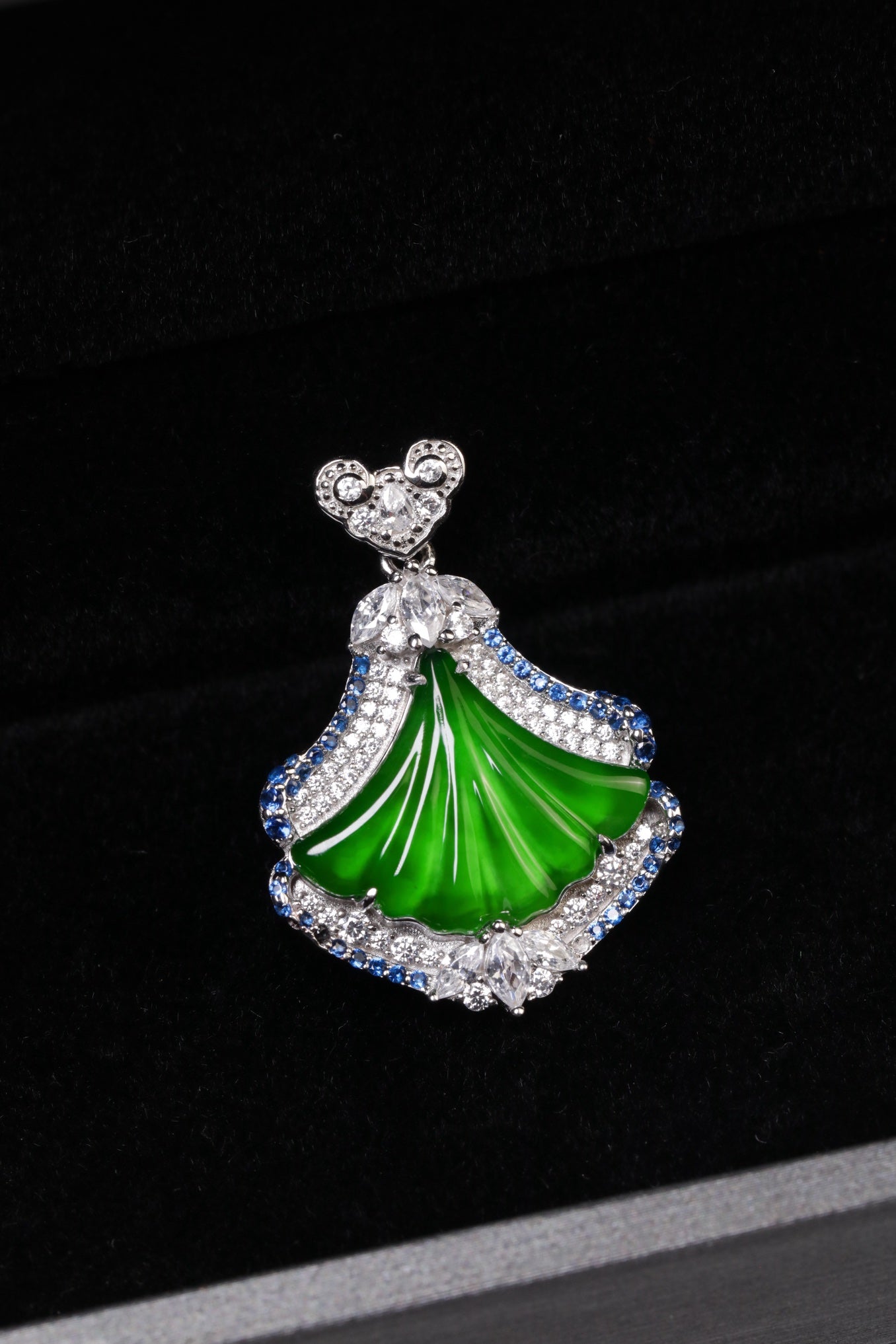 Xingfu Zhishang Pendant S925 Silver Jade