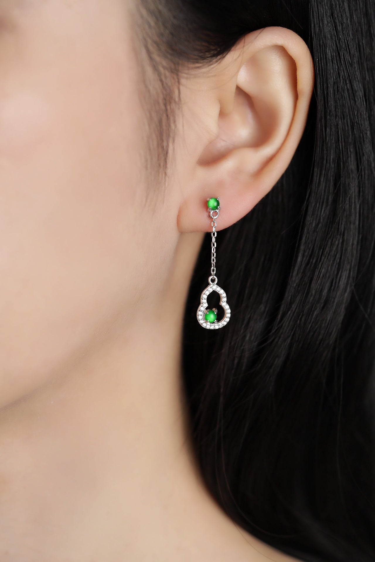 Hollow gourd earrings S925 silver jade