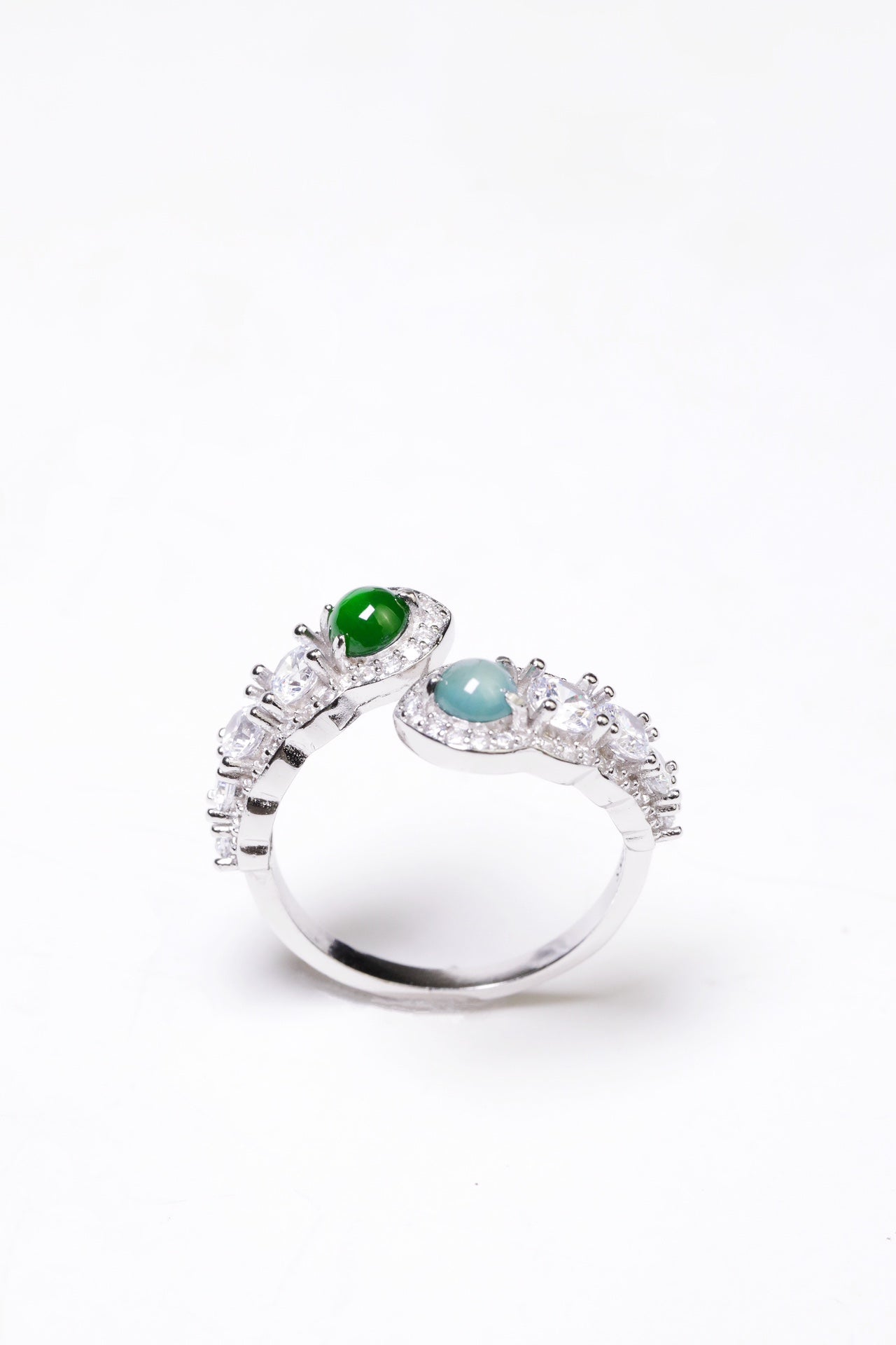 Two-tone egg-shaped ring S925 silver jadeite