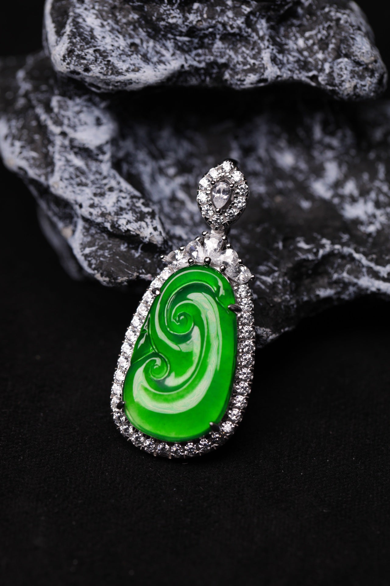 Ruyi Pendant S925 Silver Jade