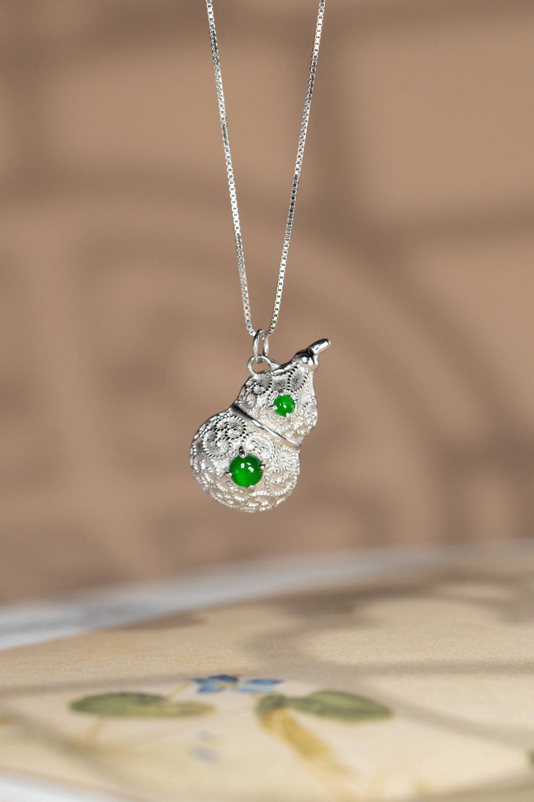 Gourd egg-shaped necklace S925 silver jade