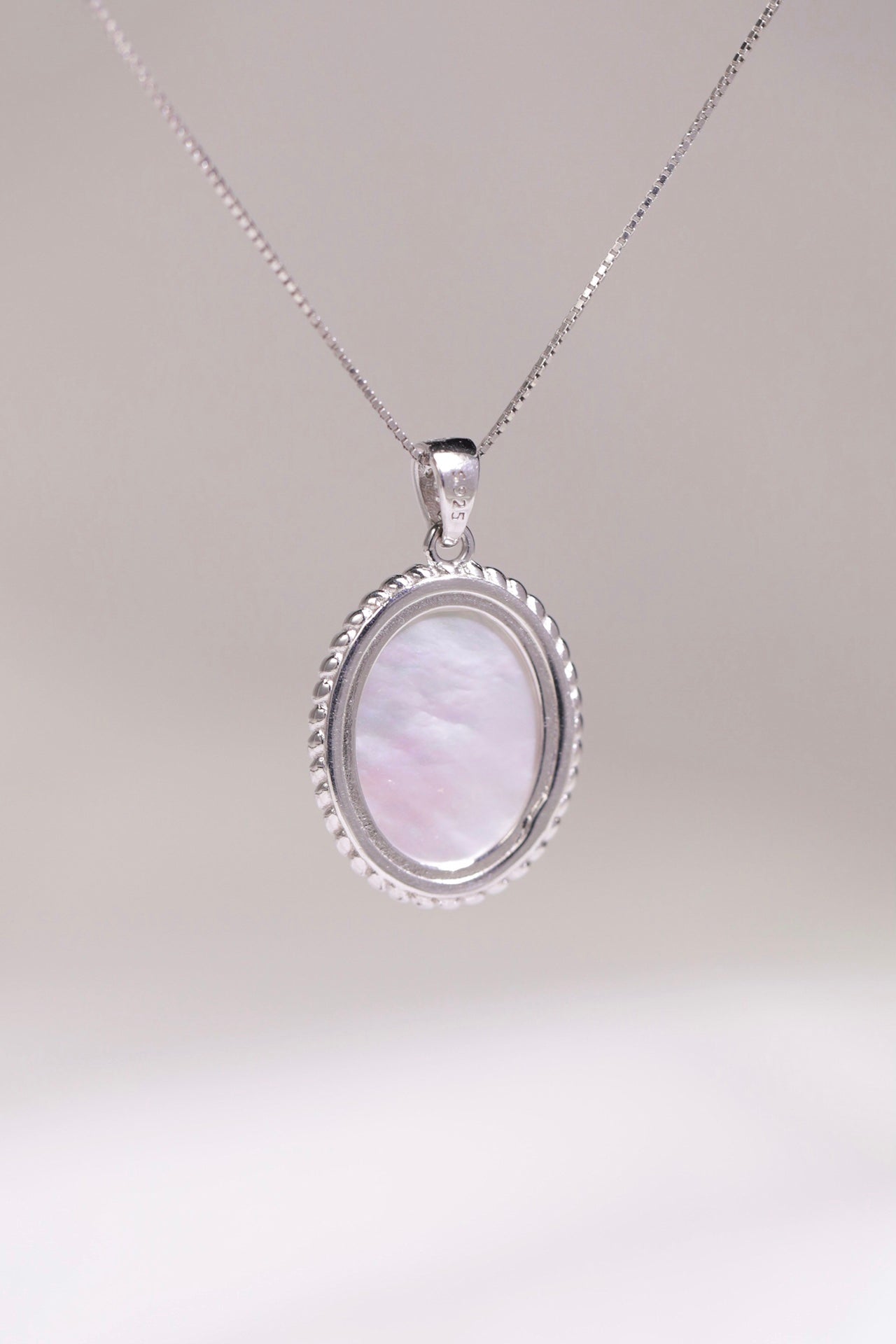 Mother-of-pearl pendant S925 silver Jade