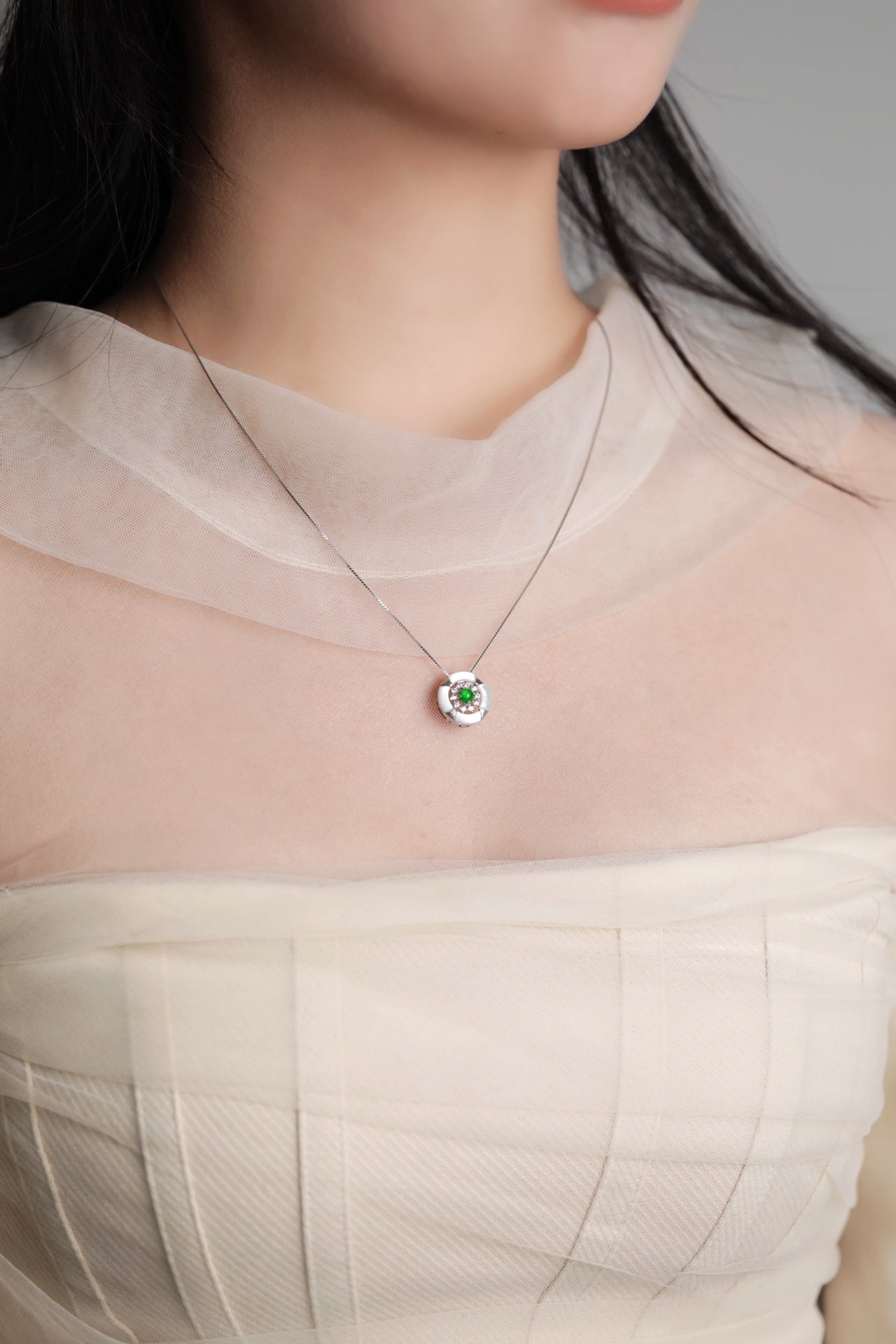 Gorgeous Blooming Necklace S925 Silver Jade