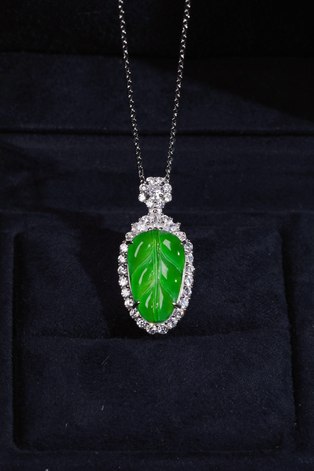 Leaf Pendant S925 Silver Jade