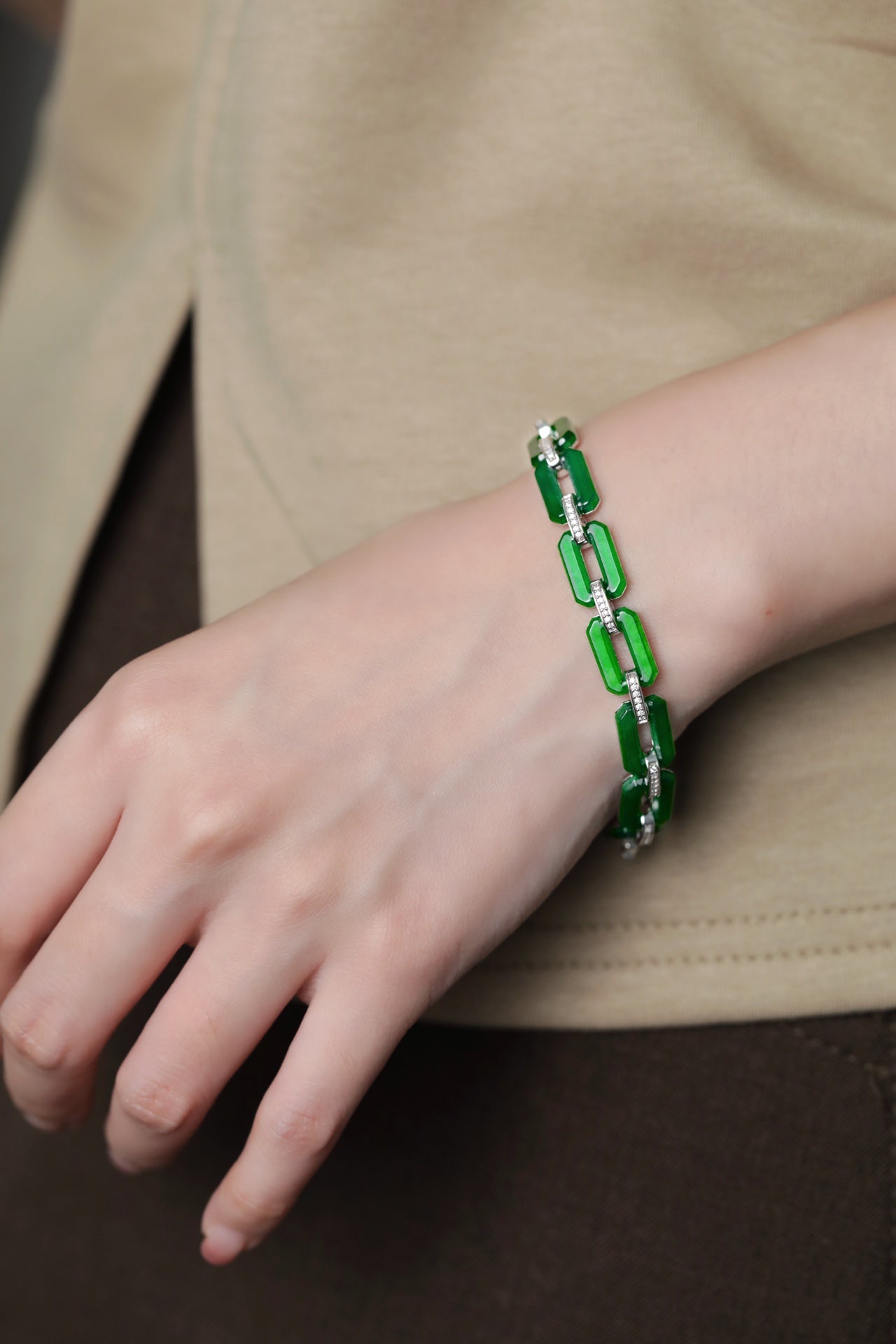 S925 Sterling Silver Square Emerald Jade Bracelet 170mm