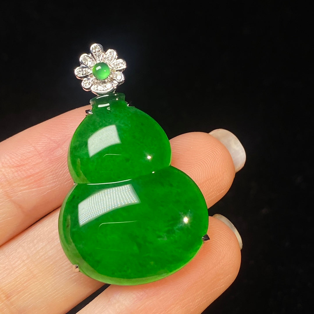 18K South African Diamond Gourd Pendant Jadeite