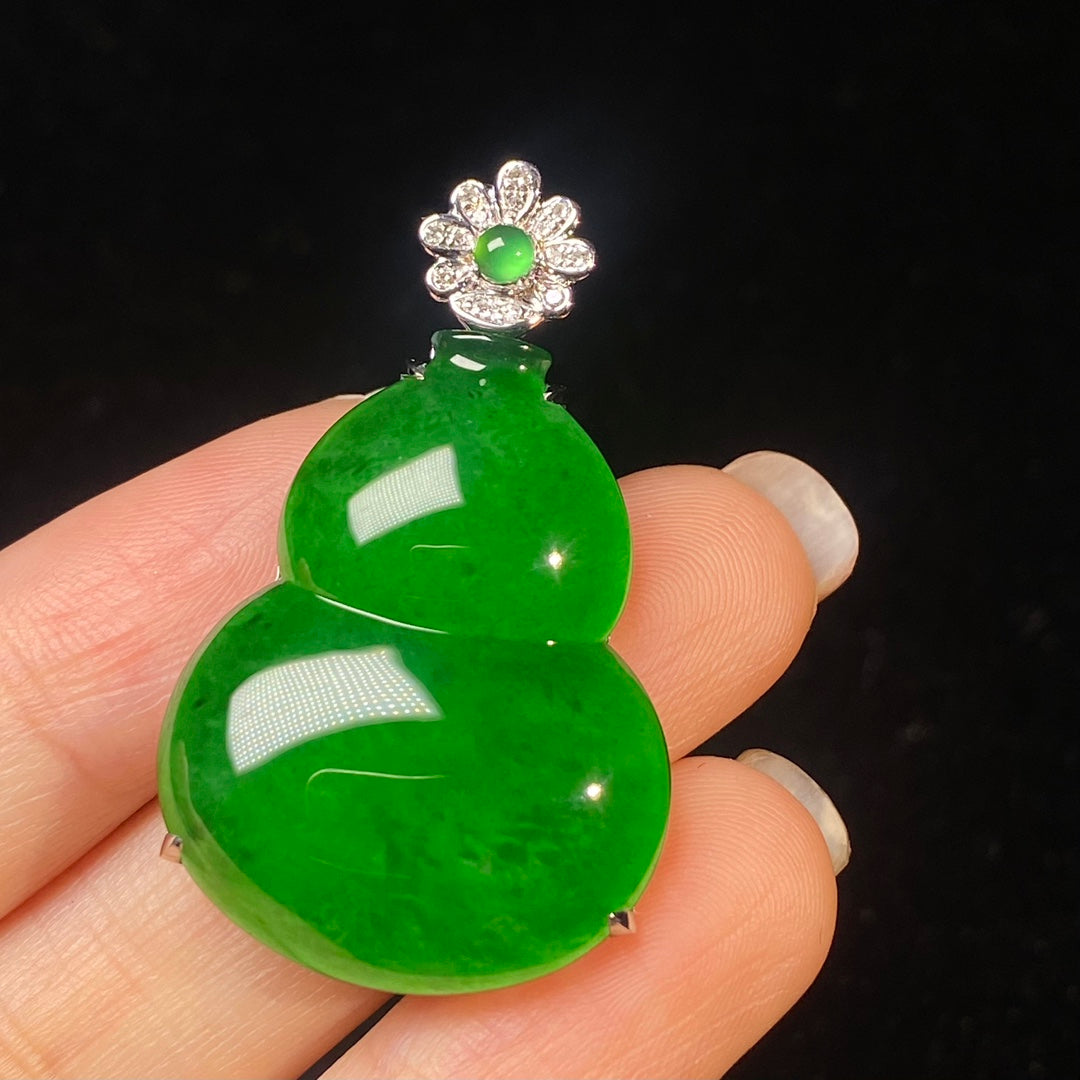 18K South African Diamond Gourd Pendant Jadeite