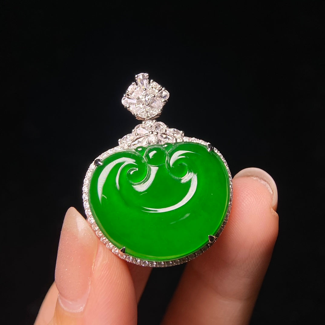 18K South African Diamond Ruyi Head Pendant Jadeite