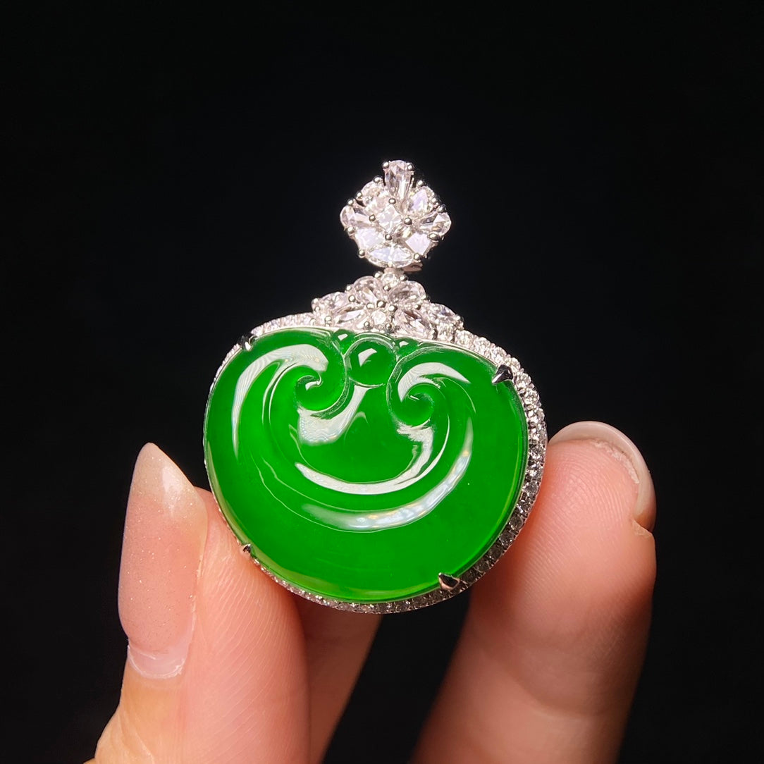 18K South African Diamond Ruyi Head Pendant Jadeite