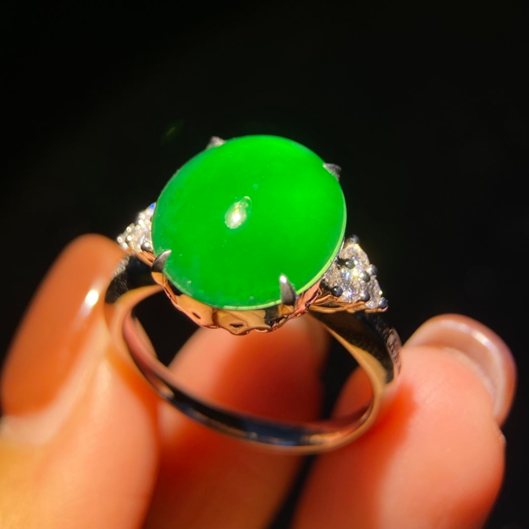 18K Jade Halo Ring