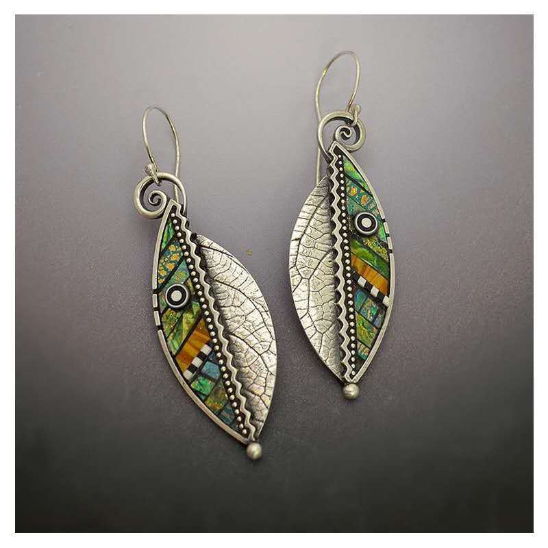 Unique Long Abstract Iridescent Green Leaf Earrings - Creative Sawtooth Artificial Wood Leaf Drop Earrings