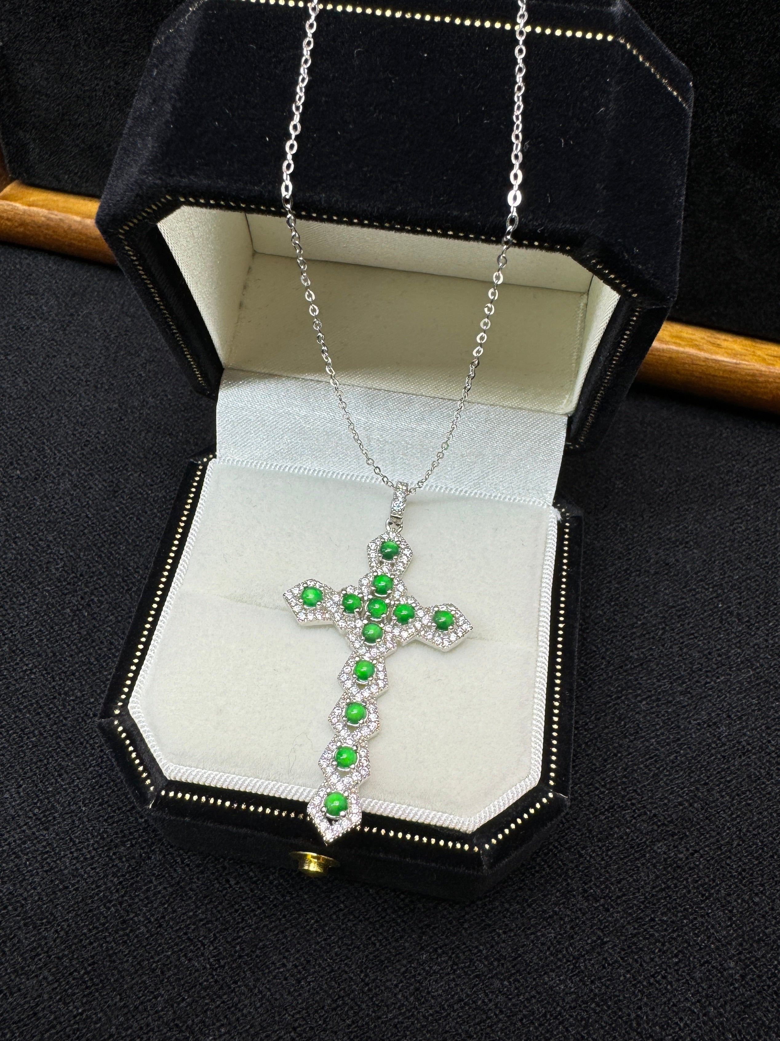 Diamond Cross Pendant Necklace