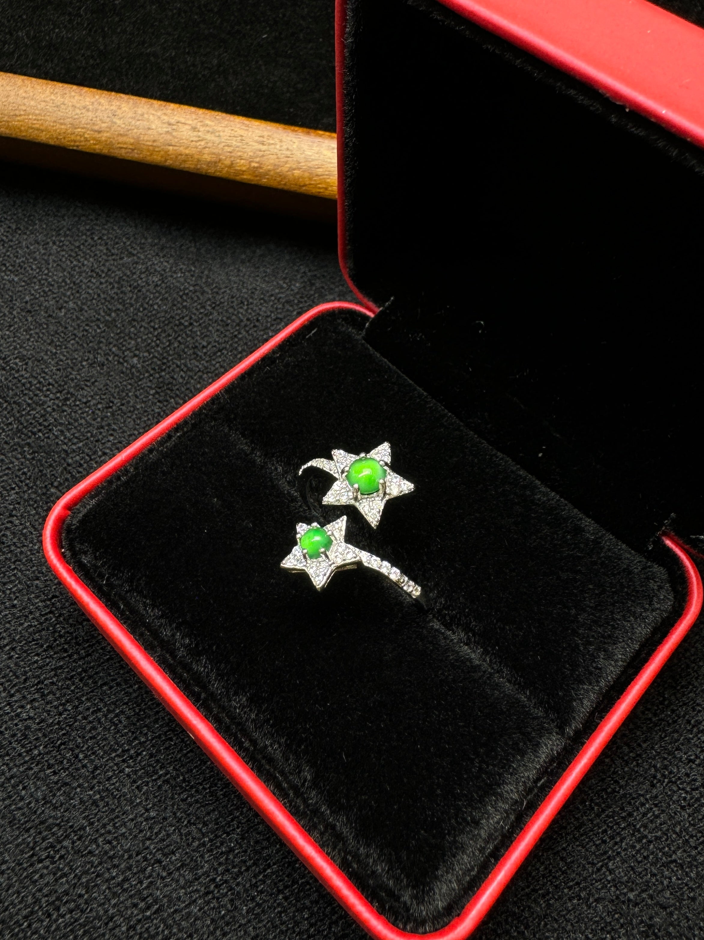 Double Star Diamond-Studded Ring