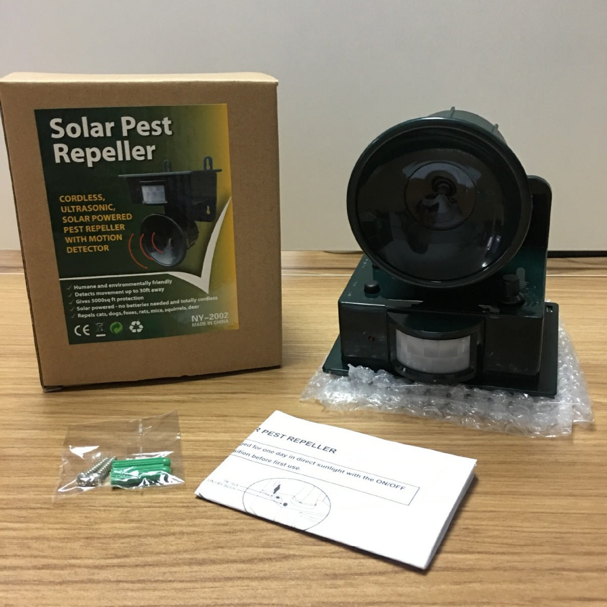 Solar Ultrasonic Animal Repeller - Outdoor Waterproof Pest Deterrent for Mice, Cats, Dogs, and Birds