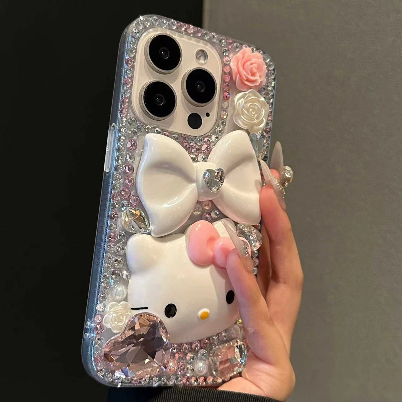 Full diamond heart gem Kitty mobile phone case suitable for iPhone series luxury protective case