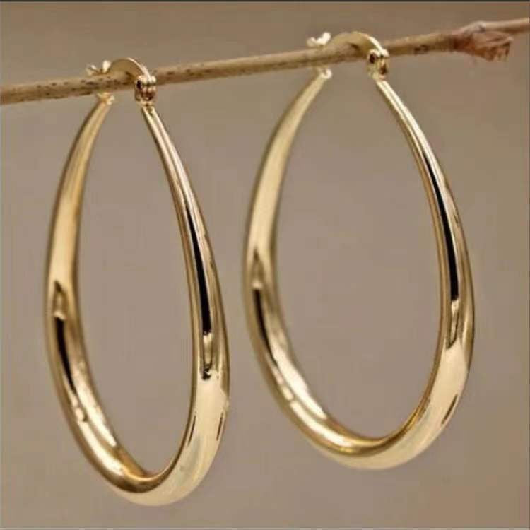 Fashion Gold-Plated Glossy Hoop Earrings - Creative, Exaggerated European and American Style Drop Earrings